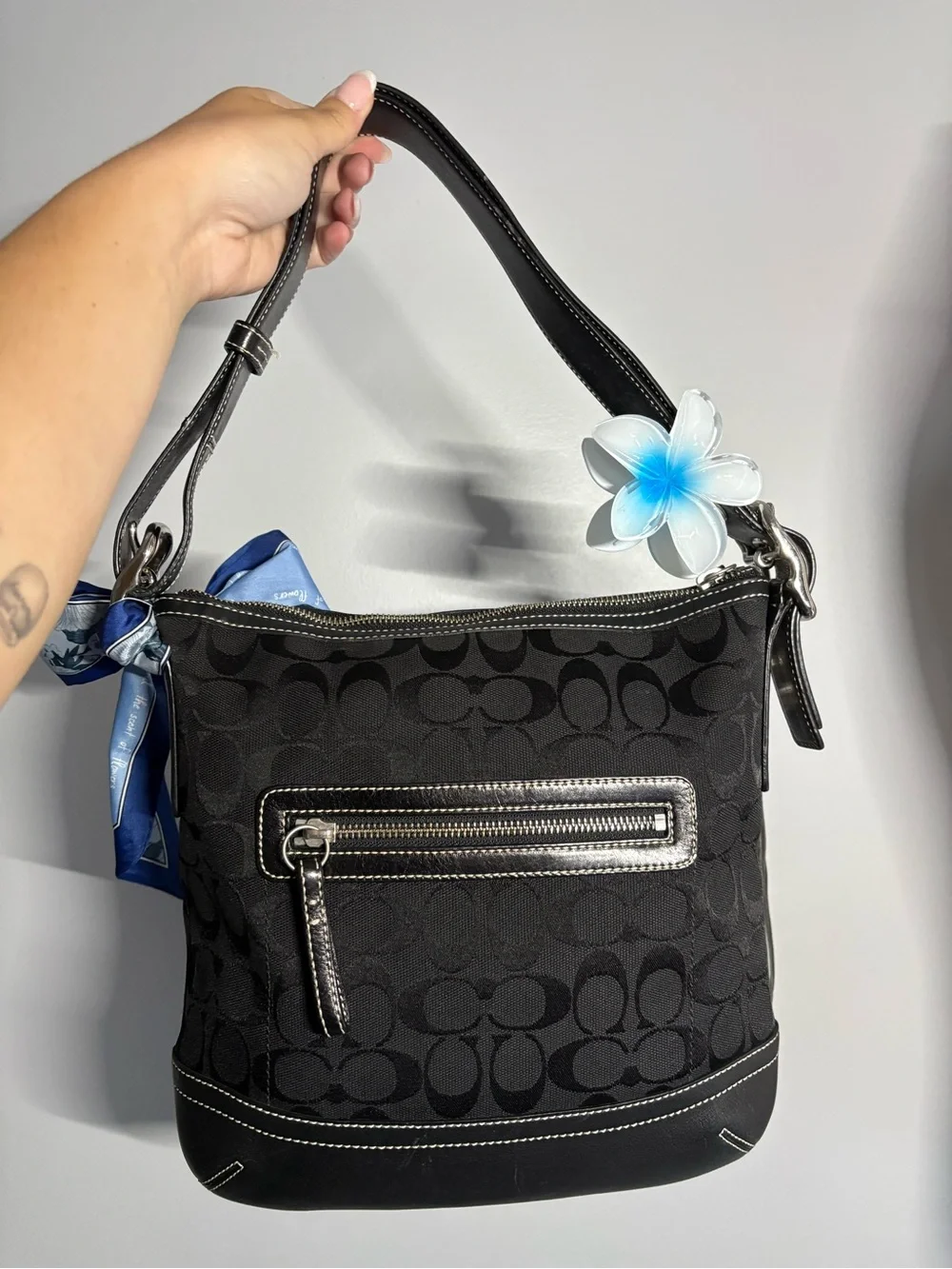 Vintage Y2K Coach Black Signature Jacquard Bag with Blue Accent